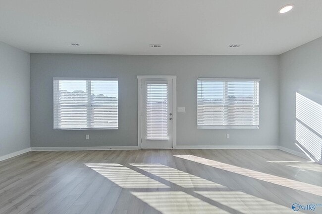 Building Photo - 6107 Stonewater Ct