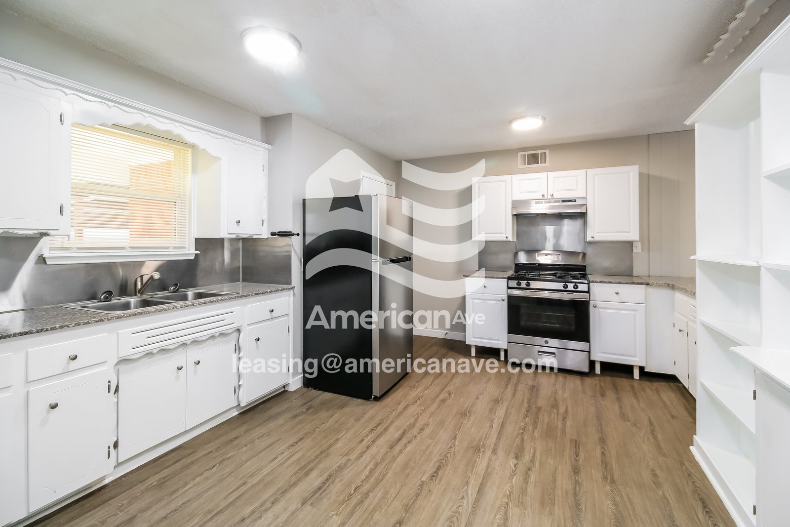 Building Photo - 4813 Trina Dr