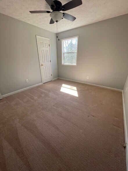 Building Photo - 6499 Will Dupree Ln