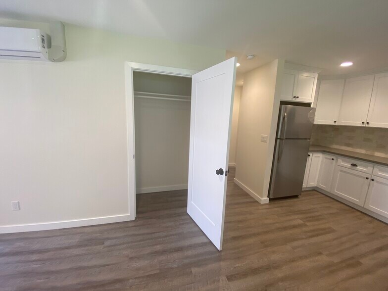 Coat closet - 1784 N 1st Ave