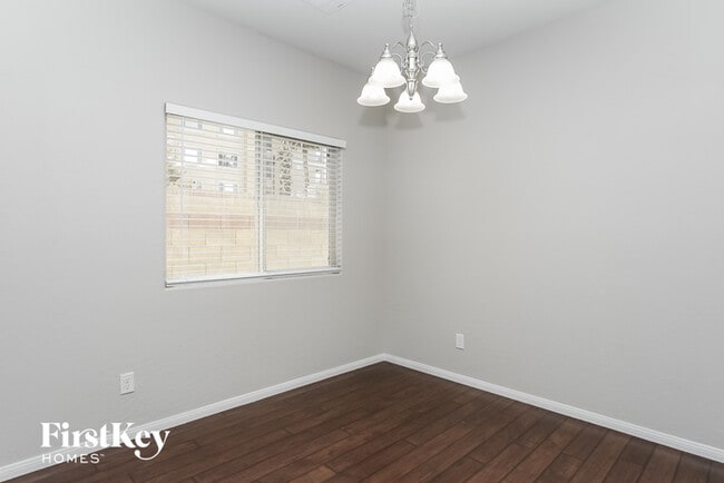 Building Photo - 7600 Scarlet Tapestry Ct