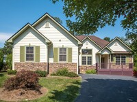 Building Photo - Beautiful Three-Bedroom Home in Candler