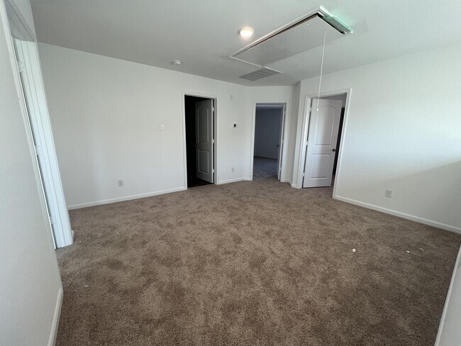 Building Photo - 3981 Prairie Bnd
