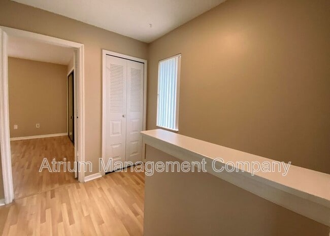 Building Photo - 6262 Yorktown Dr
