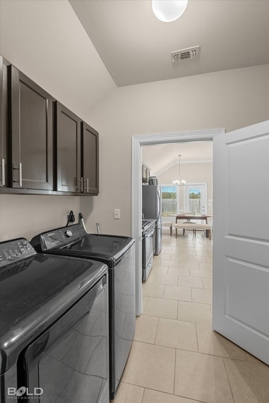 Building Photo - 4008 False River Dr