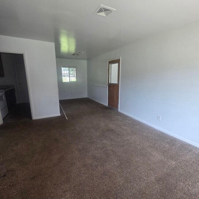 Building Photo - 3313 Greening Ln