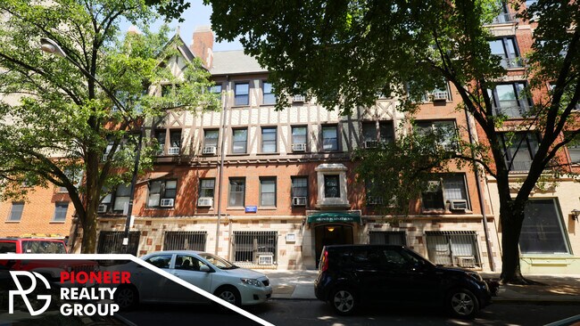 Building Photo - 536 W Arlington Pl