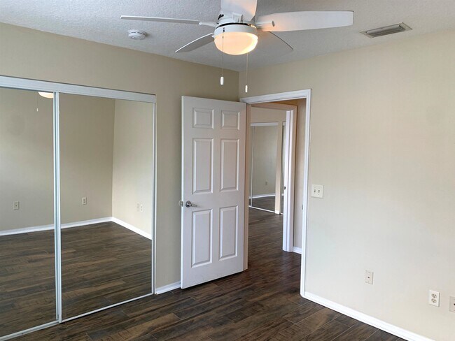 Building Photo - 19207 Harbour Vista Cir