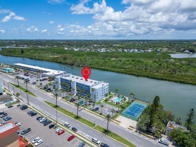 Building Photo - 18325 Gulf Blvd