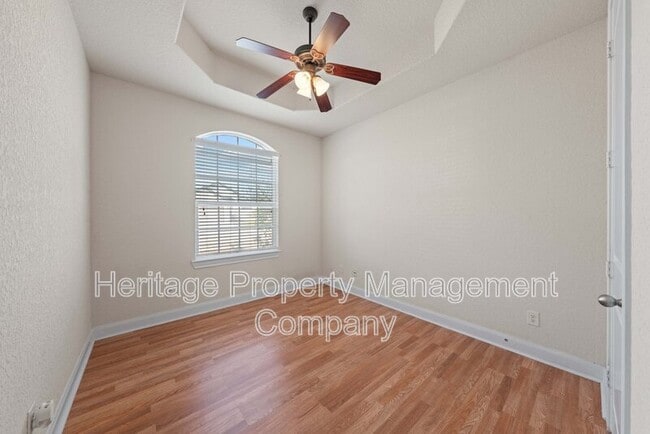 Building Photo - 11230 Begonia rock