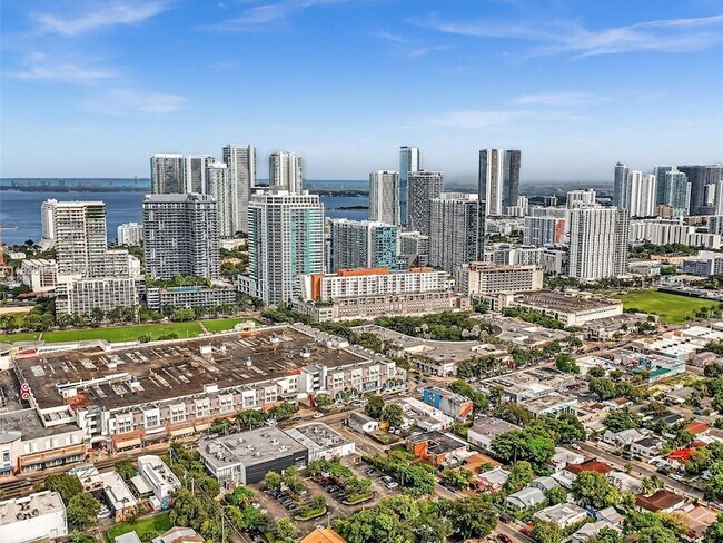 Building Photo - 3470 E Coast Ave