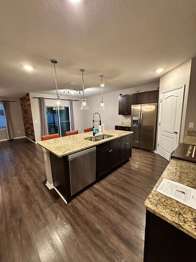 Building Photo - 4/2 Energy Efficient Home in St. Cloud w/ Fenced Back Yard