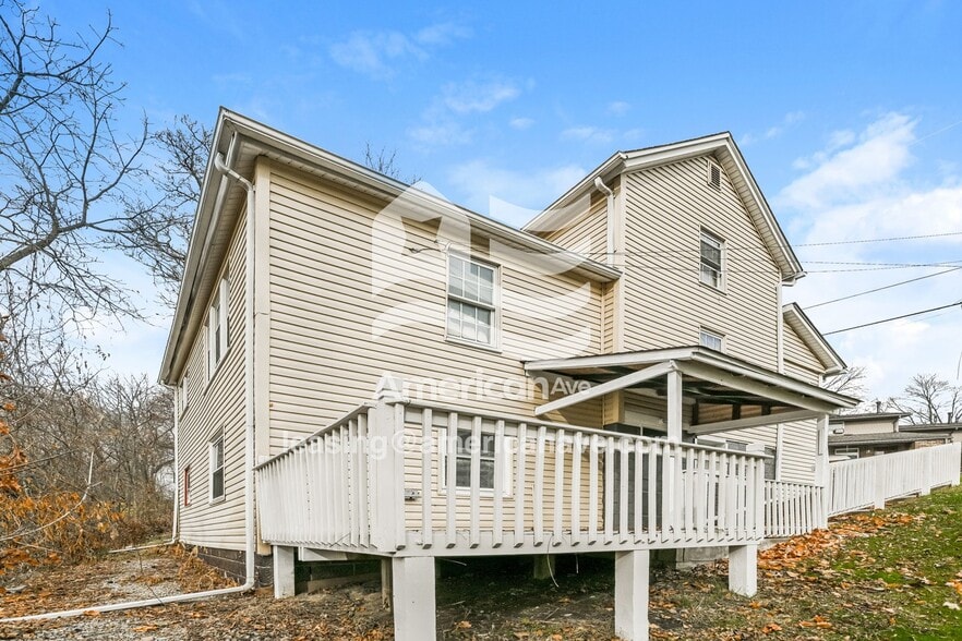 Building Photo - 127 Oak Spring Rd