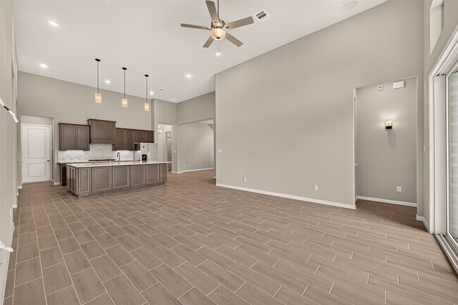 Building Photo - 27003 Estella Mdw Ln