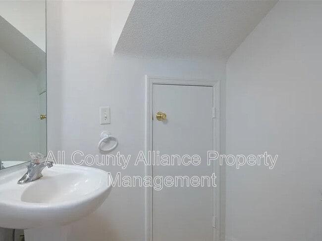 Building Photo - 4119 Gradstone Pl