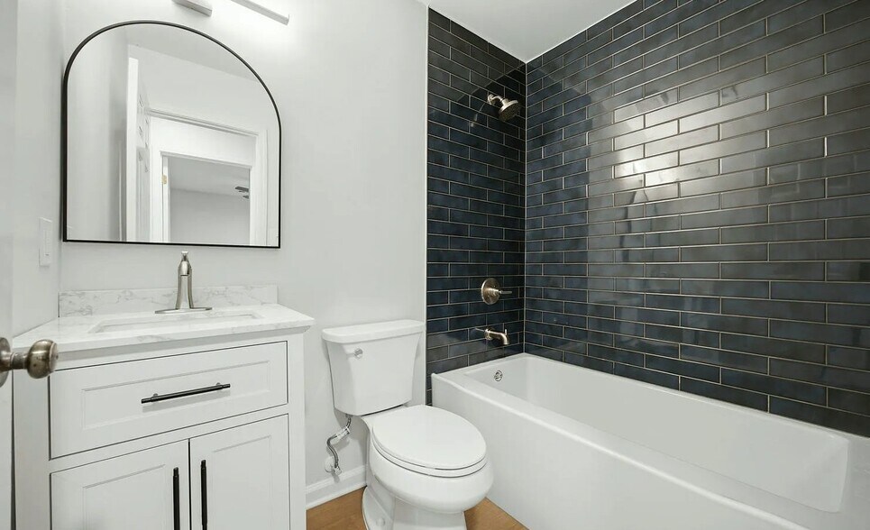 Building Photo - 2270 Newport Landing