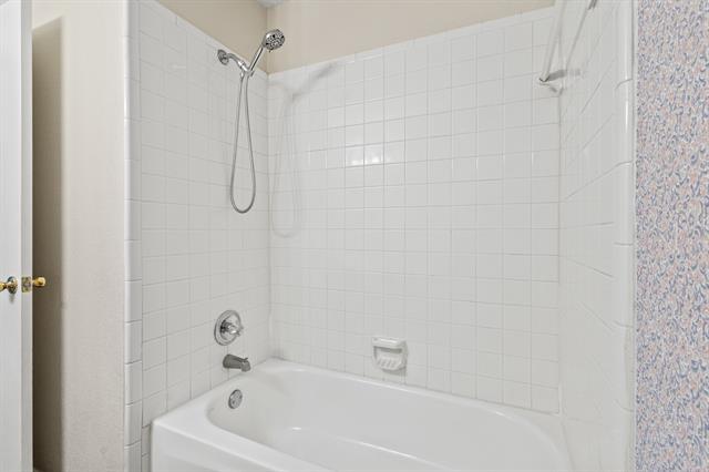 Building Photo - 5209 Livermore Dr