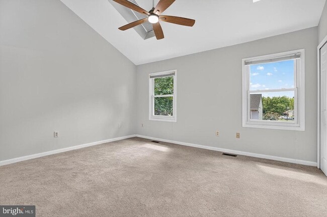 Building Photo - 23 Janwall Ct