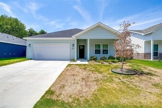 Building Photo - 801 Stamps Ave