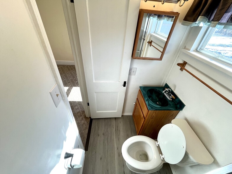 Building Photo - 221 N 7th St