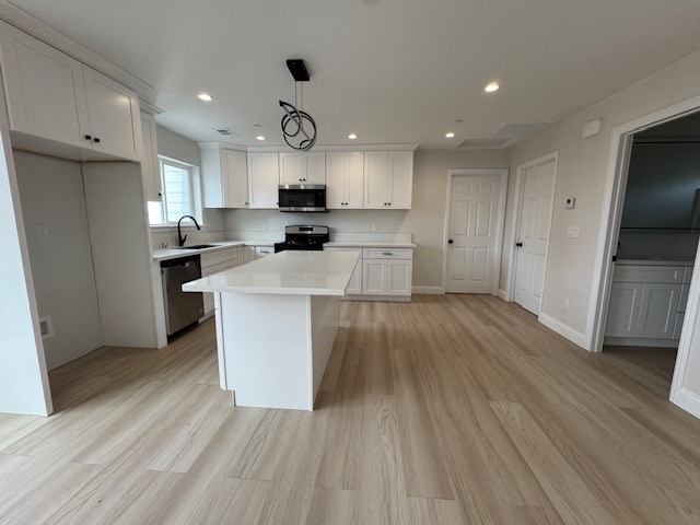 Building Photo - 2205 Golden Star Ct