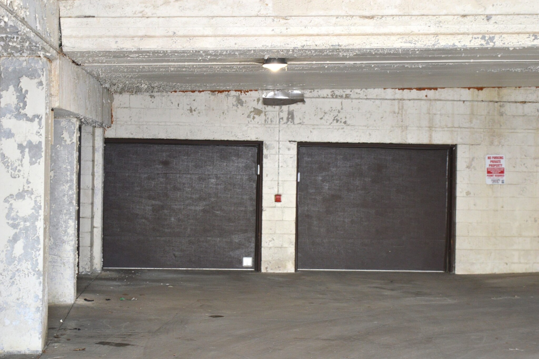 Building Photo - 328 N Allen St