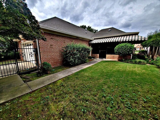 Building Photo - 3BR/2BA HOUSE FOR RENT - DECATUR