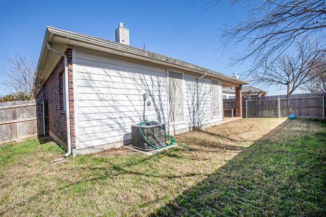 Building Photo - 2512 Priscella Dr