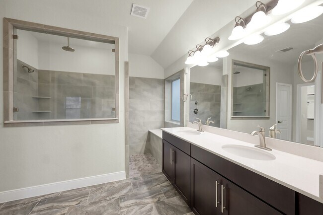 Building Photo - 126 Pioneer Canyon Pl