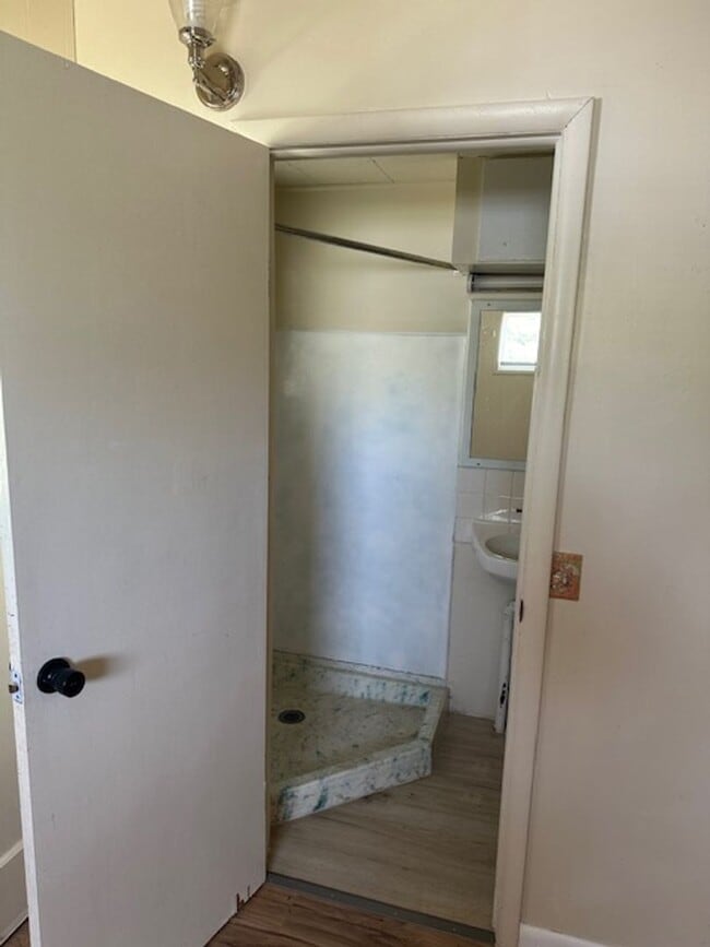 Building Photo - Remodeled 4 bedroom home in Target Range