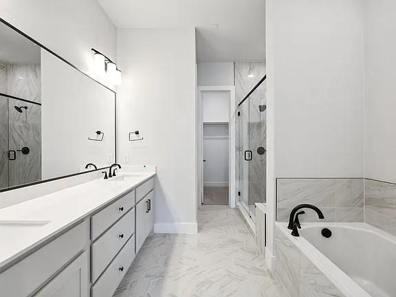 Building Photo - 4436 Burge Ave