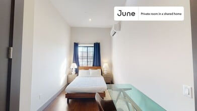 Building Photo - Room in Shared 4 bed/2 bath home
