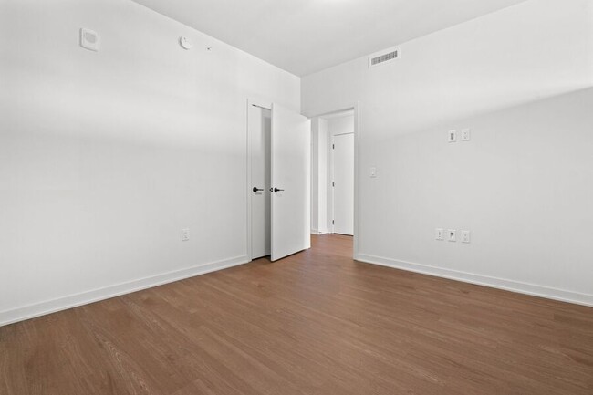 Building Photo - 1625 Eckington Pl NE