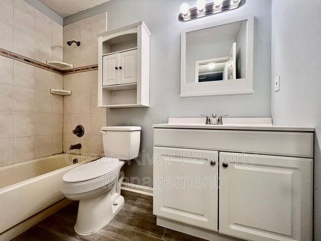 Building Photo - 3248 Dowitcher Ln