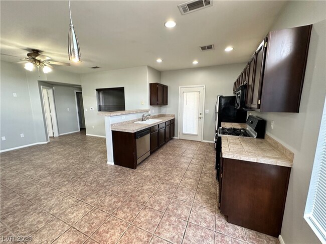 Building Photo - 1500 Ruby Cliffs Ln