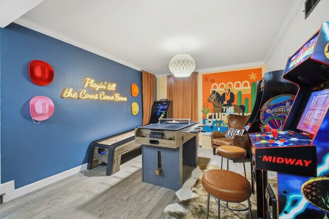 Building Photo - 2915 Quail Oak St