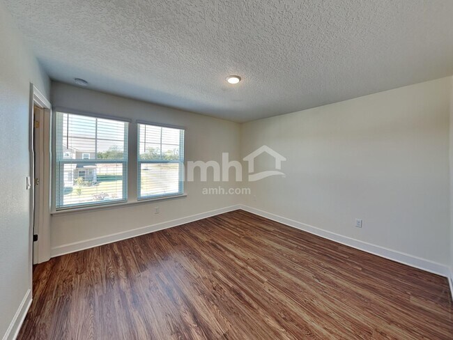 Building Photo - 3014 Rolling Acrs Rd