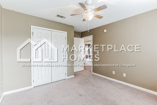 Building Photo - 5022 St Ives Dr