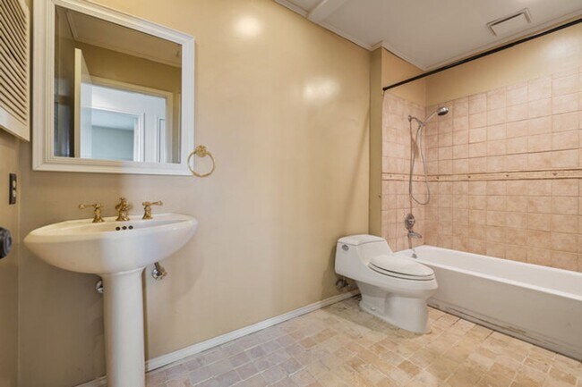Building Photo - 17119 Terra Rosa