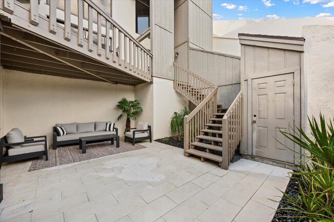 Building Photo - 1605 US-1