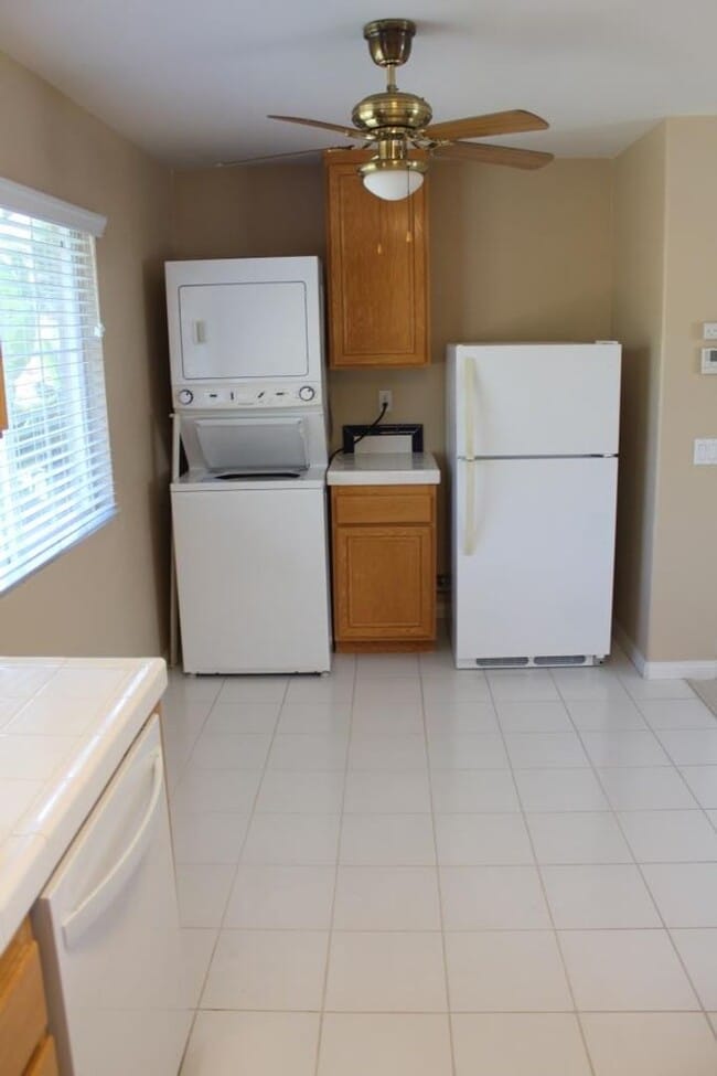 Building Photo - 1Bed/1Bath Apt. (ADU) on Cul-De-Sac in Car...