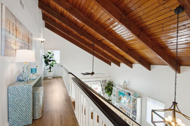 Building Photo - 2541 Southridge Rd