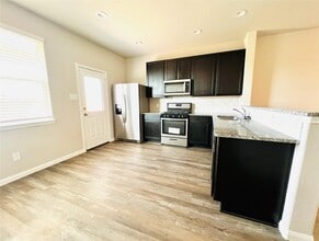 Building Photo - 24610 Signorelli Way