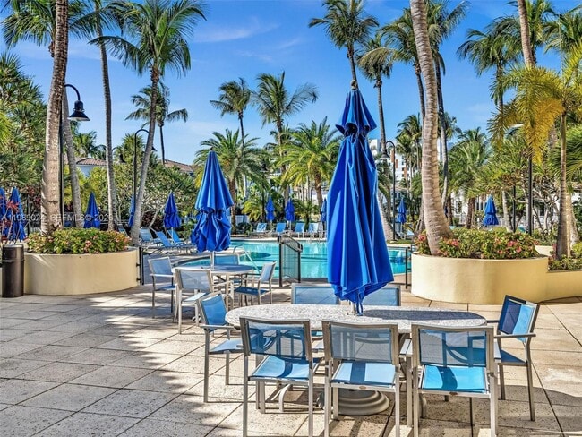 Building Photo - 20780 NE 32nd Ave