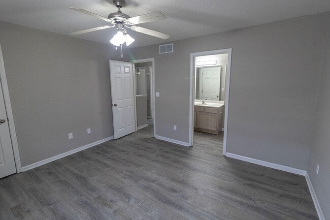 Building Photo - 3927 Snowy Owl Dr