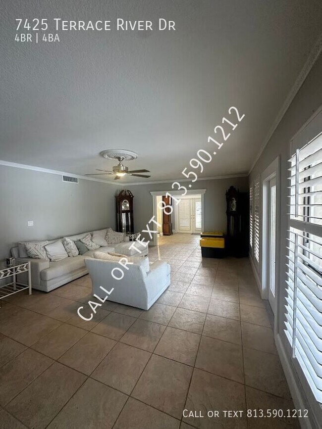 Building Photo - 7425 Terrace River Dr