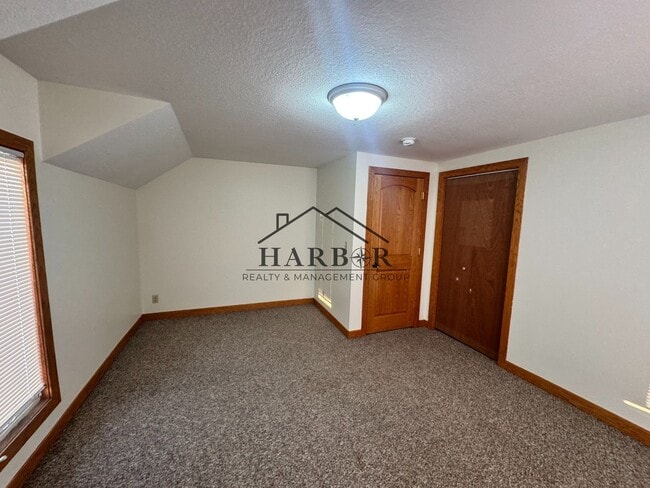 Building Photo - Single Family Home in Kasson, Mn