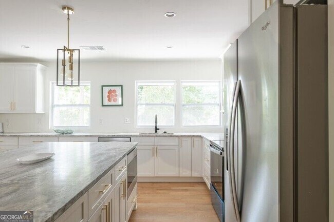 Building Photo - 3154 N Druid Hills Rd