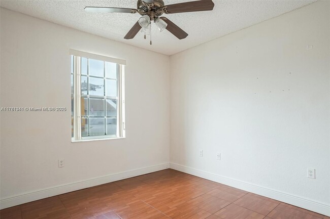 Building Photo - 11605 SW 147th Ave