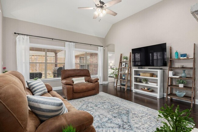 Building Photo - Upgraded 3 Bed Home in Aledo ISD with Office and Spacious Open Layout